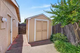 8705 Brigham Way, Sacramento, CA 95826 - Photo 53