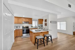 8705 Brigham Way, Sacramento, CA 95826 - Photo 3