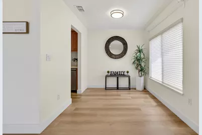 8705 Brigham Way, Sacramento, CA 95826 - Photo 13
