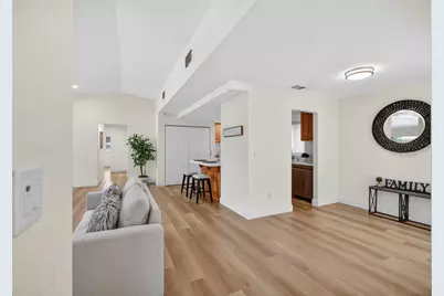 8705 Brigham Way, Sacramento, CA 95826 - Photo 11