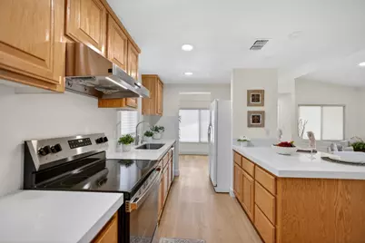 8705 Brigham Way, Sacramento, CA 95826 - Photo 23