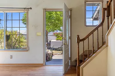 304 Cassidy Court, Modesto, CA 95356 - Photo 5