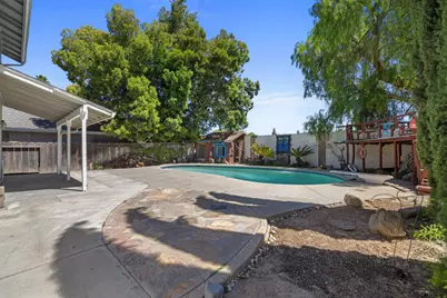 304 Cassidy Court, Modesto, CA 95356 - Photo 37