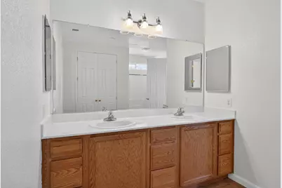 9234 Rushing Creek Way, Elk Grove, CA 95624 - Photo 39