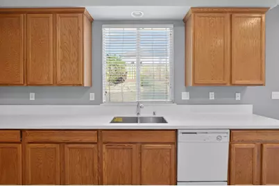 9234 Rushing Creek Way, Elk Grove, CA 95624 - Photo 27
