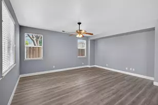 9234 Rushing Creek Way, Elk Grove, CA 95624 - Photo 19