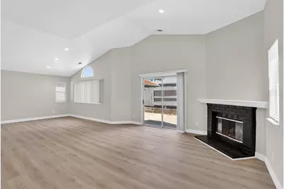 4942 Wind Creek Drive, Sacramento, CA 95838 - Photo 9