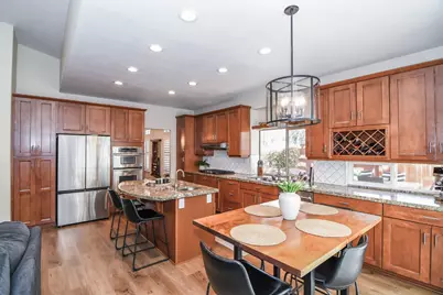 8955 Ashmore Way, Elk Grove, CA 95624 - Photo 17