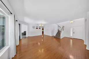 210 Battlecreek Cir, Sacramento, CA 95835 - Photo 9