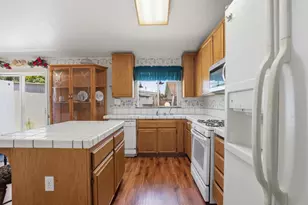 877 Retriever Way, Galt, CA 95632 - Photo 11
