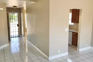700 Lacross Ct, Modesto, CA 95351 - Photo 3