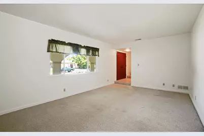 9916 El Chorlito Drive, Rancho Cordova, CA 95670 - Photo 13