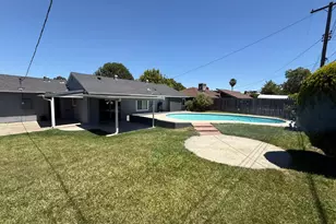 6421 Grattan Way, North Highlands, CA 95660 - Photo 7