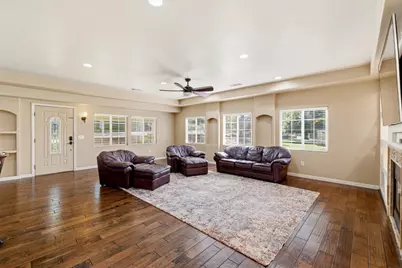 8723 Phoenix Avenue, Fair Oaks, CA 95628 - Photo 11