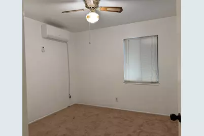 2201 Edgewater Road, Sacramento, CA 95815 - Photo 15