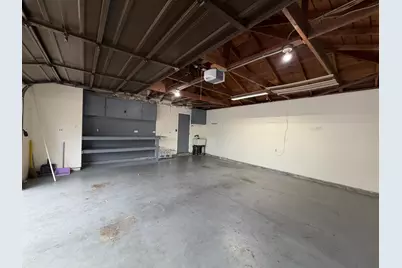 2201 Edgewater Road, Sacramento, CA 95815 - Photo 19
