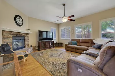 1871 Malkit Ct, Yuba City, CA 95993 - Photo 3