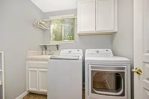 9811 Beckenham Dr, Granite Bay, CA 95746 - Photo 31