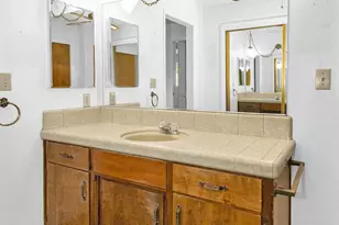1700 Carignane Way, Escalon, CA 95320 - Photo 23