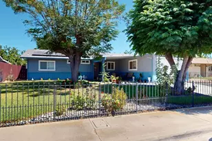 1328 Basil Ct, Newman, CA 95360 - Photo 1