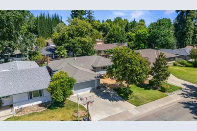 873 Royal Green Avenue, Sacramento, CA 95831 - Photo 35