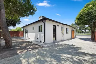 532 E Alpine Ave, Stockton, CA 95204 - Photo 23