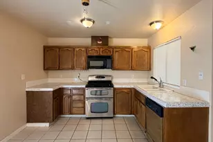 220 Bonfield Way, Sacramento, CA 95838 - Photo 17