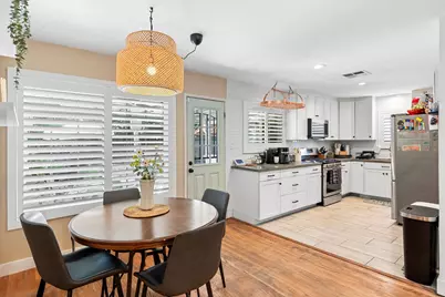 2813 Berkshire Way, Sacramento, CA 95864 - Photo 9