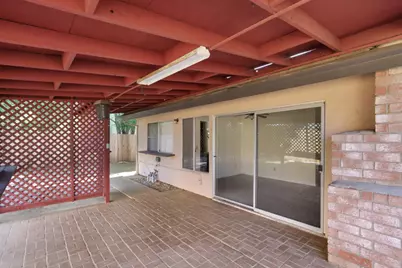 9924 Meadow Oak Circle, Elk Grove, CA 95624 - Photo 37