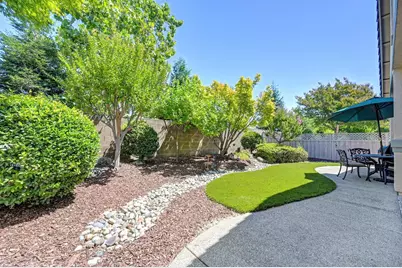 7509 Apple Hollow Loop, Roseville, CA 95747 - Photo 39
