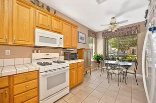 7509 Apple Hollow Loop, Roseville, CA 95747 - Photo 15