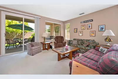 7509 Apple Hollow Loop, Roseville, CA 95747 - Photo 19