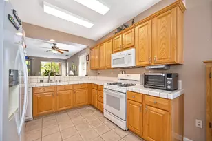 7509 Apple Hollow Loop, Roseville, CA 95747 - Photo 17