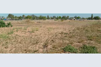 17702 Seabright Drive, Madera, CA 93638 - Photo 11