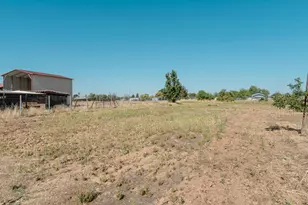 17702 Seabright Dr, Madera, CA 93638 - Photo 13
