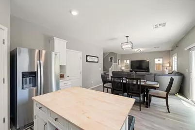 4040 Parkmoor Lane, Roseville, CA 95747 - Photo 15