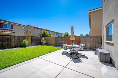 4040 Parkmoor Lane, Roseville, CA 95747 - Photo 33