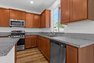 8032 Oxbow Landing Loop, Roseville, CA 95747 - Photo 11