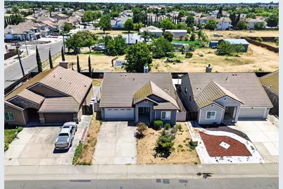 8505 Ardennes Way, Elk Grove, CA 95758 - Photo 39