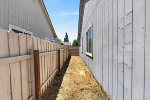 8505 Ardennes Way, Elk Grove, CA 95758 - Photo 31