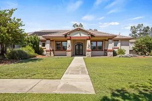 11875 Gidaro Dr, Elk Grove, CA 95624 - Photo 5