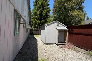 12000 Norman Ln, Auburn, CA 95603 - Photo 17