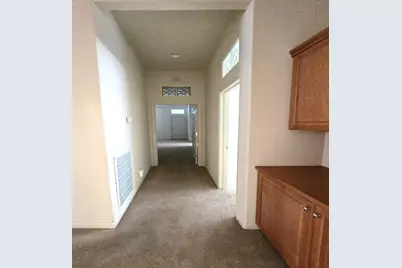 8562 Staffordshire Court, Elk Grove, CA 95624 - Photo 13