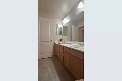 16621 Victorian Trail, Lathrop, CA 95330 - Photo 15