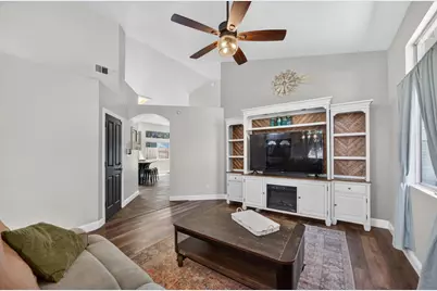 5300 Harvest Moon Court, Elk Grove, CA 95758 - Photo 9