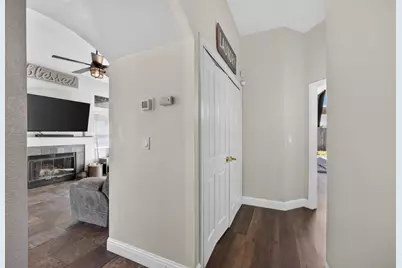 5300 Harvest Moon Court, Elk Grove, CA 95758 - Photo 29