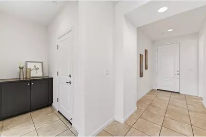 18094 Calaveras Drive, Lathrop, CA 95330 - Photo 5