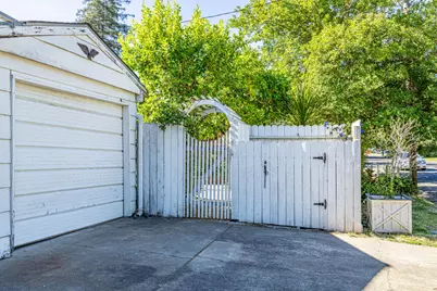 4700 Robertson Avenue, Carmichael, CA 95608 - Photo 33