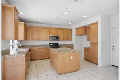 3648 Fallview Avenue, Ceres, CA 95307 - Photo 11