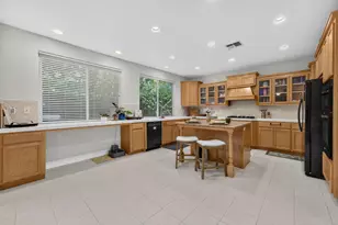 1558 Daunting Dr, El Dorado Hills, CA 95762 - Photo 17